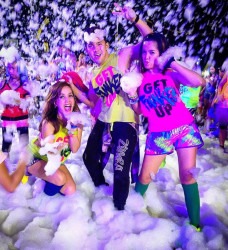 FOAM PARTY